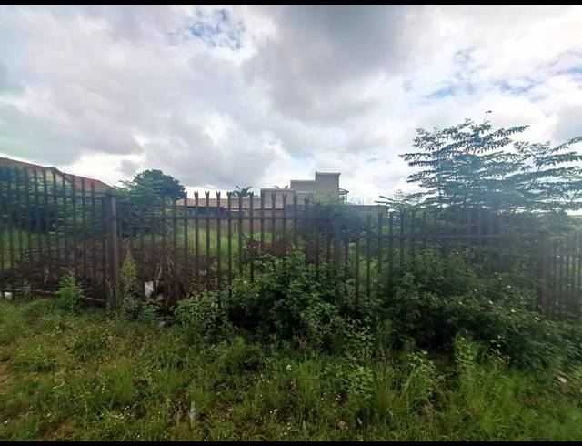 LAND FOR SALE IN HEUWELOORD